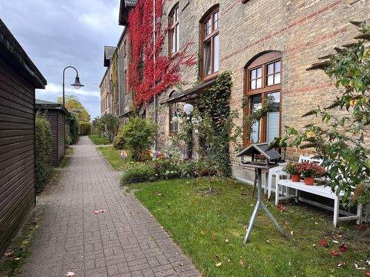 rückwärtige Zuwegung