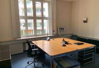 Büroraum 5 (+135 qm Gemeinfläche)