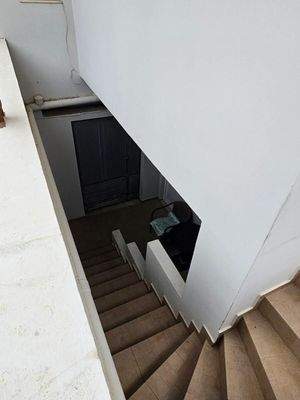 Kreta, Chersonisos: Große Villa am Dorfrand zu verkaufen