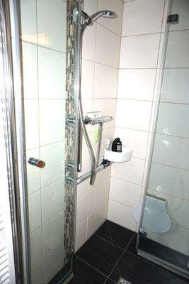Duschbereich vom Bad OG.JPG