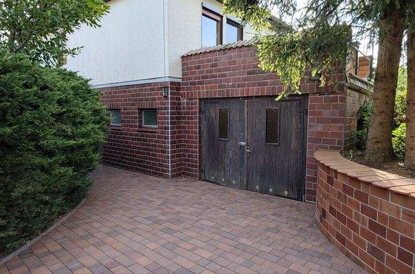 Garage (KI optimiert)