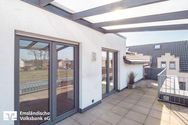 überdachter Terrassenbereich