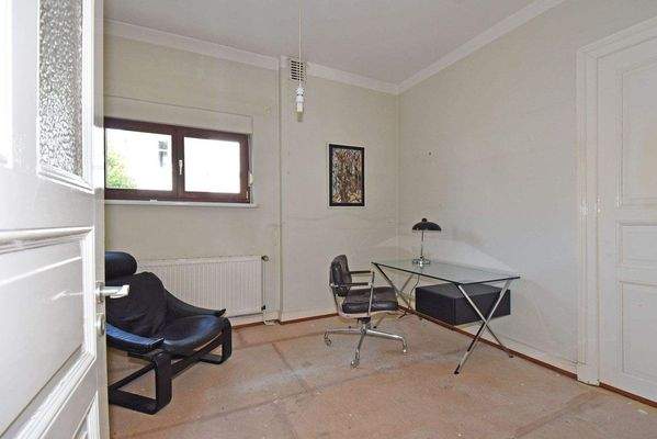 angrenzendes Arbeitszimmer