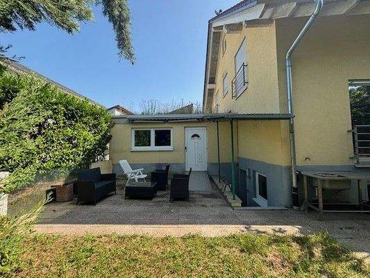 Ansicht Terrasse, Garage