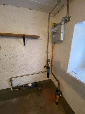 Gas- und Wasseranschlüsse