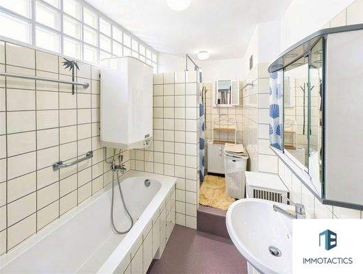 Badezimmer 2.OG links