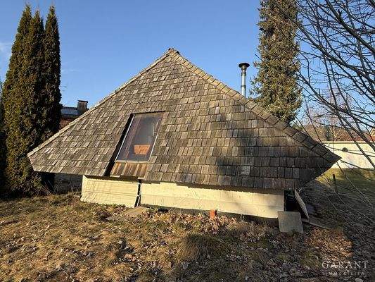 Gerätehaus von außen