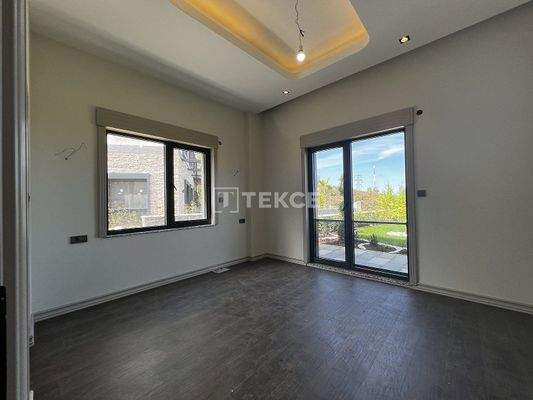 Sea View Houses Intertwined the Nature in Trabzon