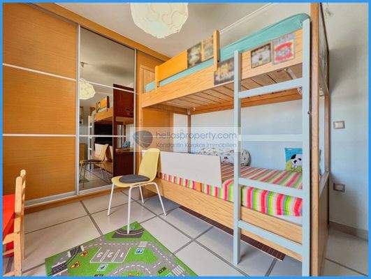 21fa768332c344aa8c4330e7a4d9bb6c-original