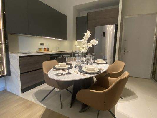 Sea View Real Estate in a Complex in Istanbul Maltepe