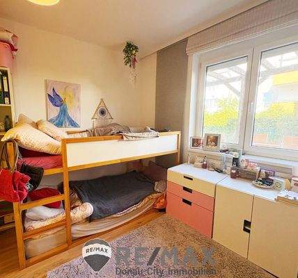 08. Zimmer mit Schrankraum