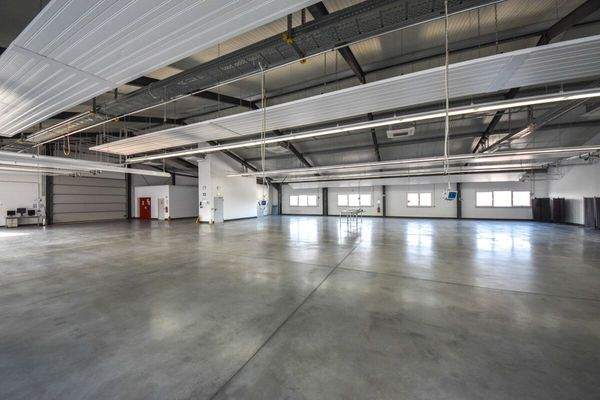 Halle/Lagerfläche OG