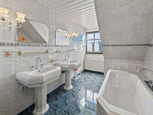 Badezimmer Obergeschoss