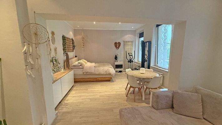 Wohn- und Schlafzimmer 1.OG rechts