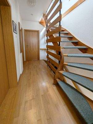 Diele / Flur OG Zugang DG