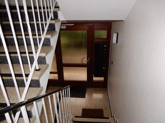 Eingangsbereich Hausflur.JPG