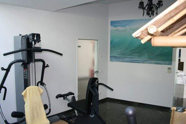 Arbeits-/Schlafzimmer