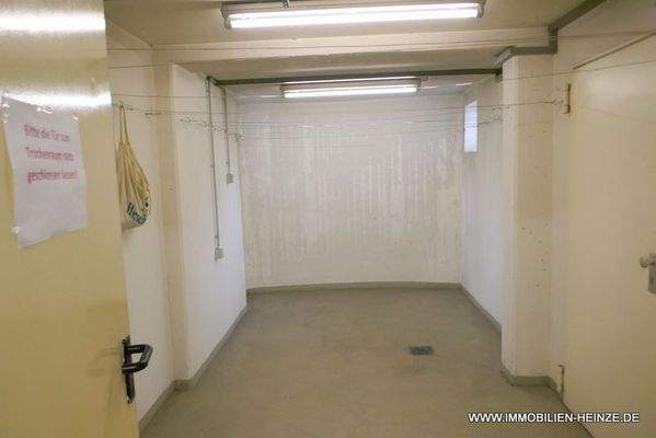 Kellerbereich - Wäschetrockenraum