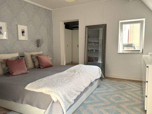 Vorderhaus Schlafzimmer