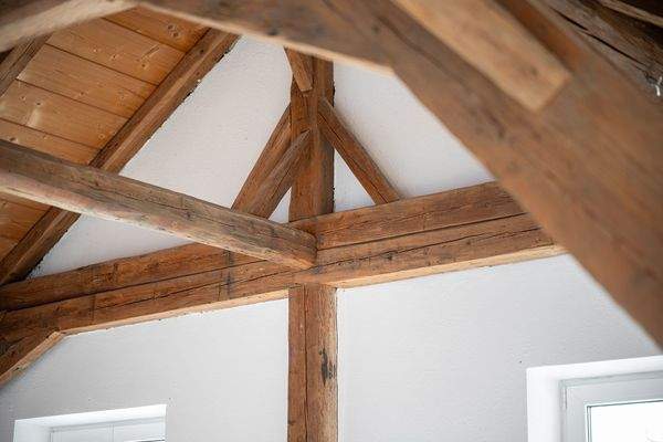 Detail Dachstuhlkreuz