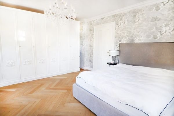 MASTERSCHLAFZIMMER
