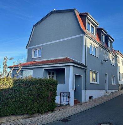 Zweifamilienhaus - Straßenansicht