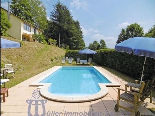 3_Haus-Pool-Anlage.JPG