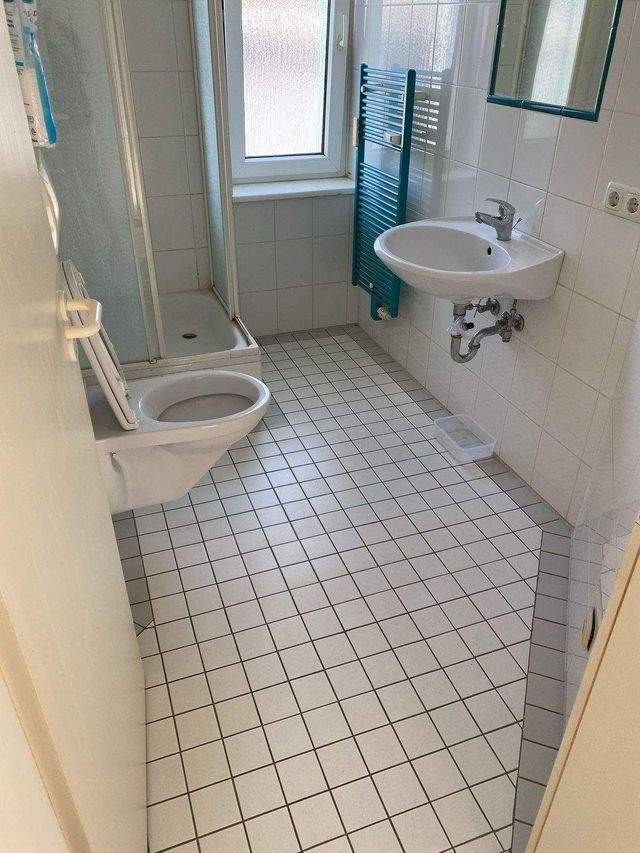 Sonnige 1-Zimmer-Wohnung mit Einbauküche in Ponitz - Photo 2