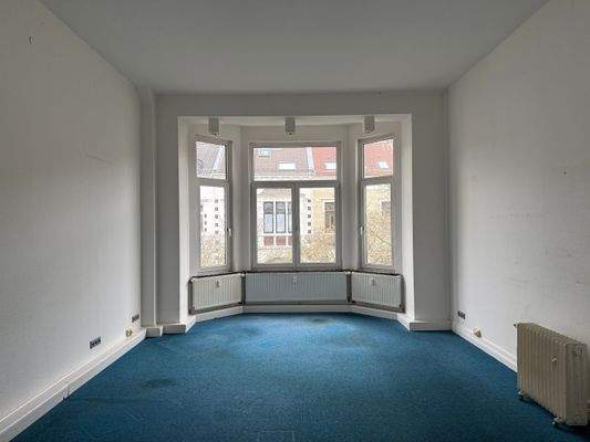 Büro Mitte rechts - 1. OG