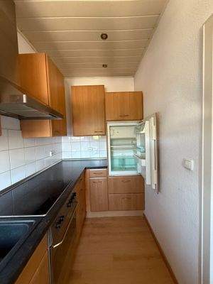 Küche - rechtsseitig.jpeg