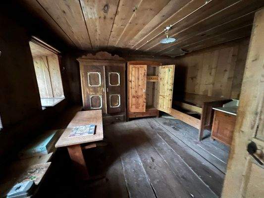 Mühlwald_Hof_Bauernhaus_Sanierungsbedürftig_Sand i