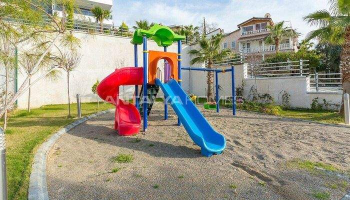 Sea View Real Estate Close to Amenities in Alanya Kargicak