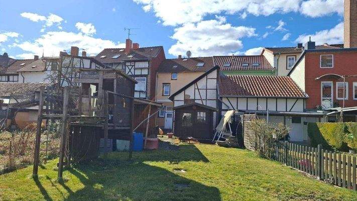 Blick vom Garten zum Haus.jpg