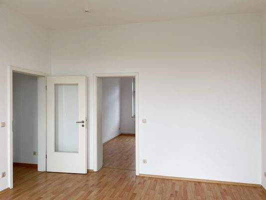 Wohnzimmer, Schlafzimmer, Flur.JPG