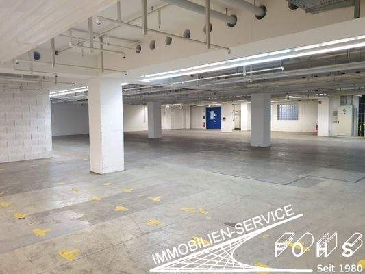 Halle UG 661,7 m² Geb. 4 FOTO 3  