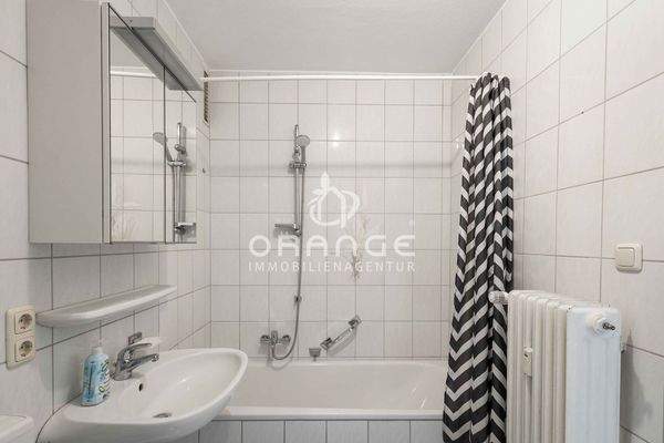 Badezimmer Ansicht 2