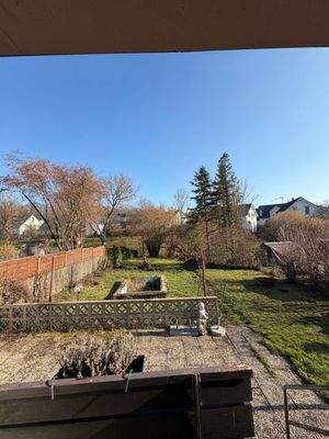 Terrasse und rückseit. Garten