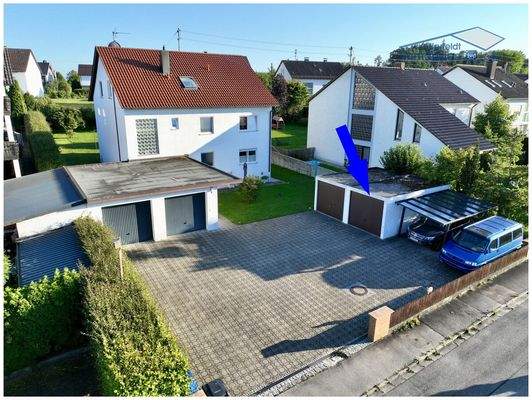 Garage direkt vor dem Haus