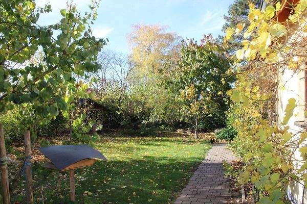 Vorgartenbereich ...