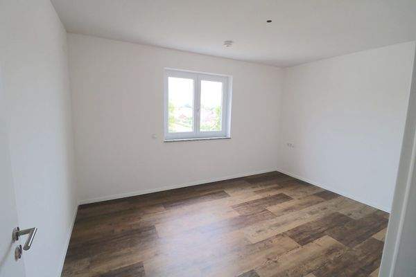 Großzügiges Schlafzimmer