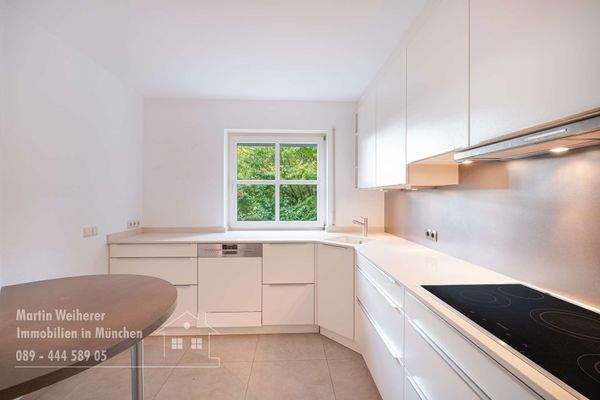 Küche mit Frühstücksecke