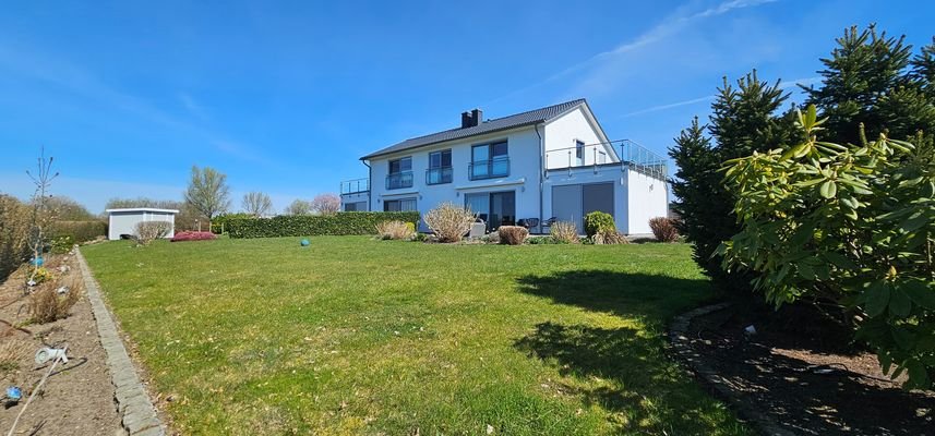 8 Gartenblick