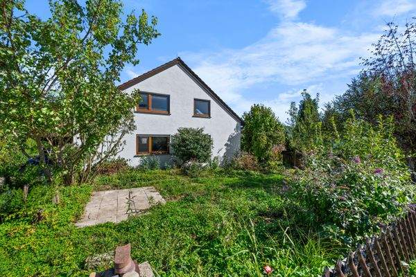 Ansicht Westen mit Garten