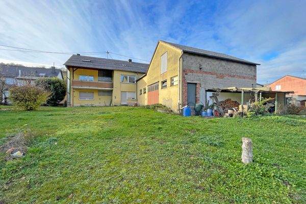 Weitläufiges Grundstück