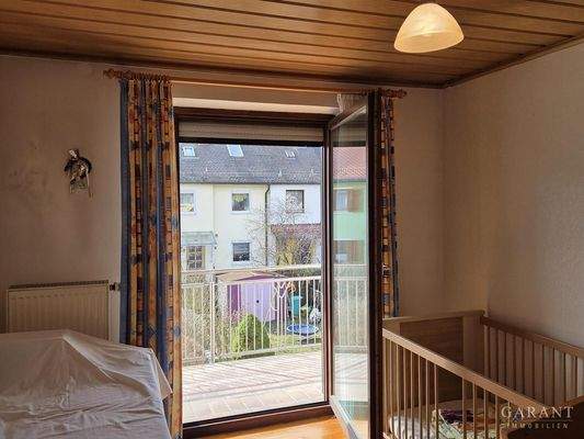 Kinderzimmer mit Balkon