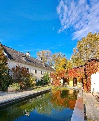 nochmals Ansicht Gebäude, Terrasse und allg. Pool