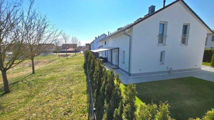 Haus und Gemeindewiese