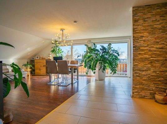 Wohnzimmer im Dachgeschoss