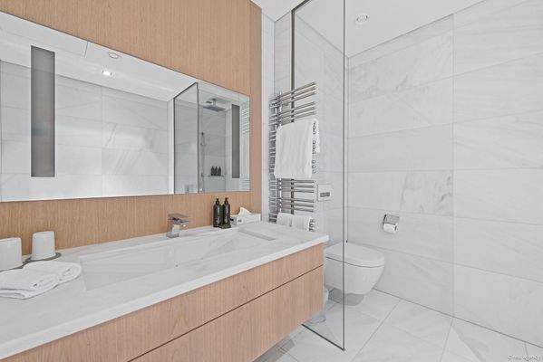 2025-09-15-S01408-Schottenring 22, 1010 Wien-057