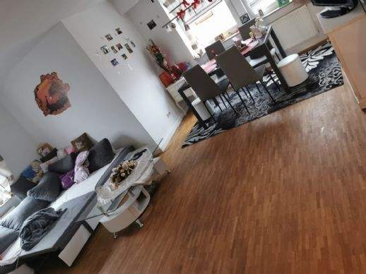 großes Wohn- Esszimmer